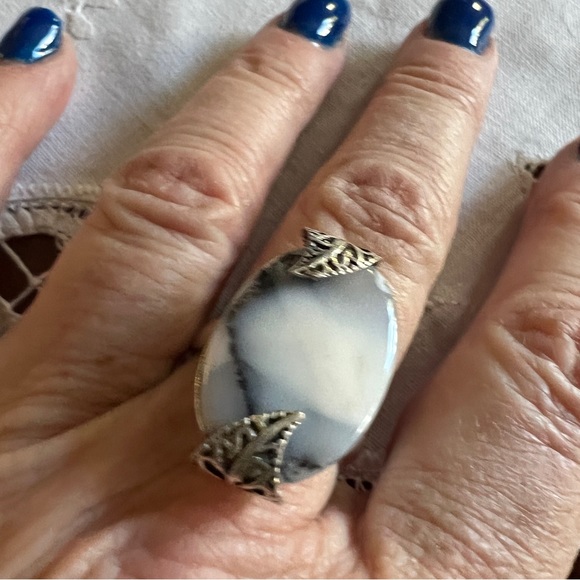 Large Dendrite Agate Ring - Picture 3 of 9